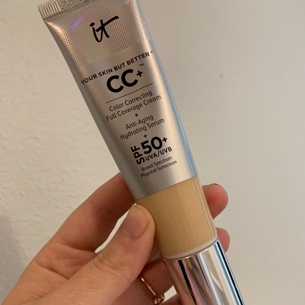 IT cosmetics CC cream 50spf in fair | lightly used